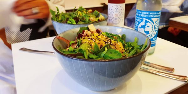 maloa, maloa poke, maloa poké, maloa poké bowl, maloa poke bowl, berlin restaurant, restaurant berlin, speisekarte, hawaii, hawaiianisch berlin, hawaiianer berli, essen gehen berlin, food ternds, food trend, food trend berlin, food guide, food guide berlin, exotisch essen berlin, news berlin, neues in berlin, restaurant trend berlin, ananas