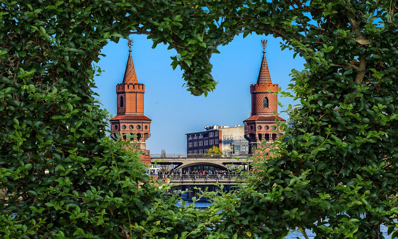Berlin, Bridge in the background, surrounded by a heart shaped hedge